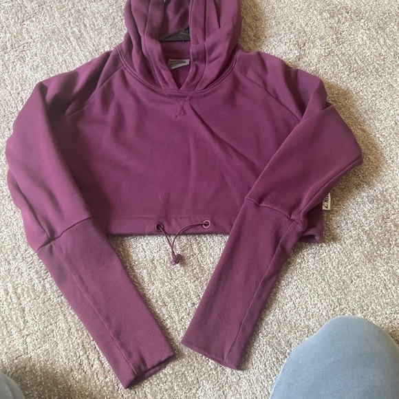 Gymshark crop hoodie - Picture 4 of 4